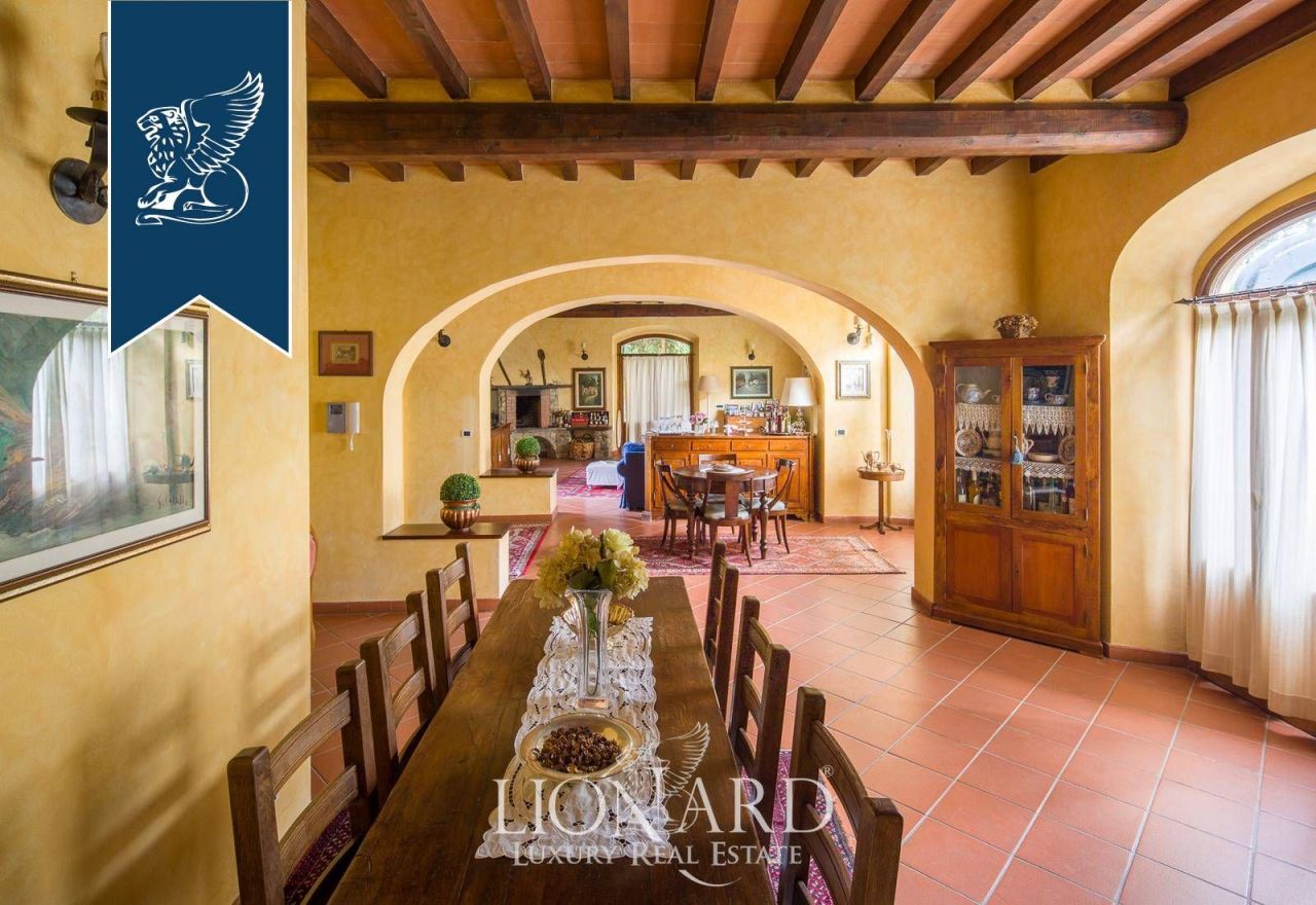 Вилла во Флоренции, Италия, 600 м² - фото 12