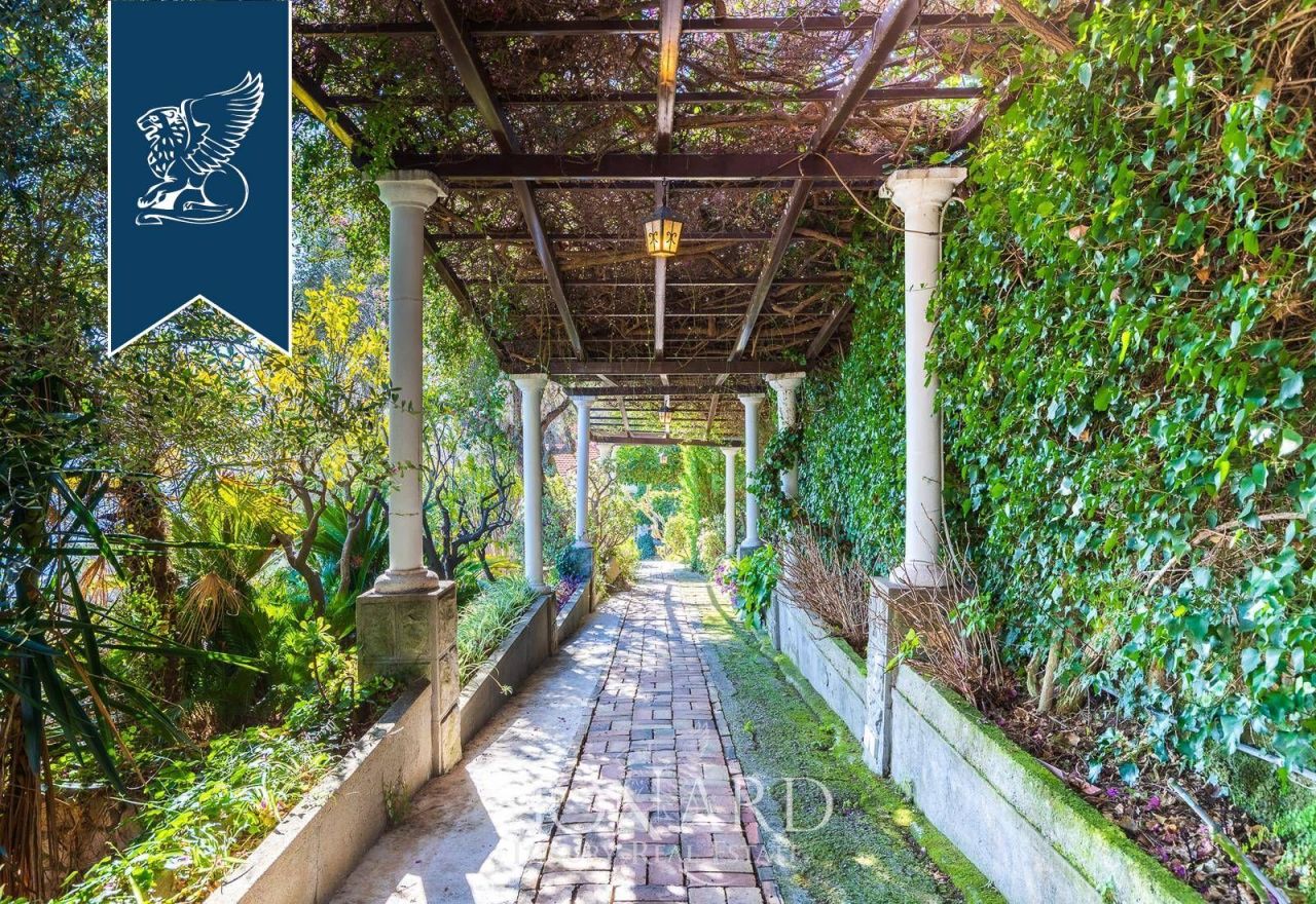 Вилла в Вентимилье, Италия, 450 м² - фото 12