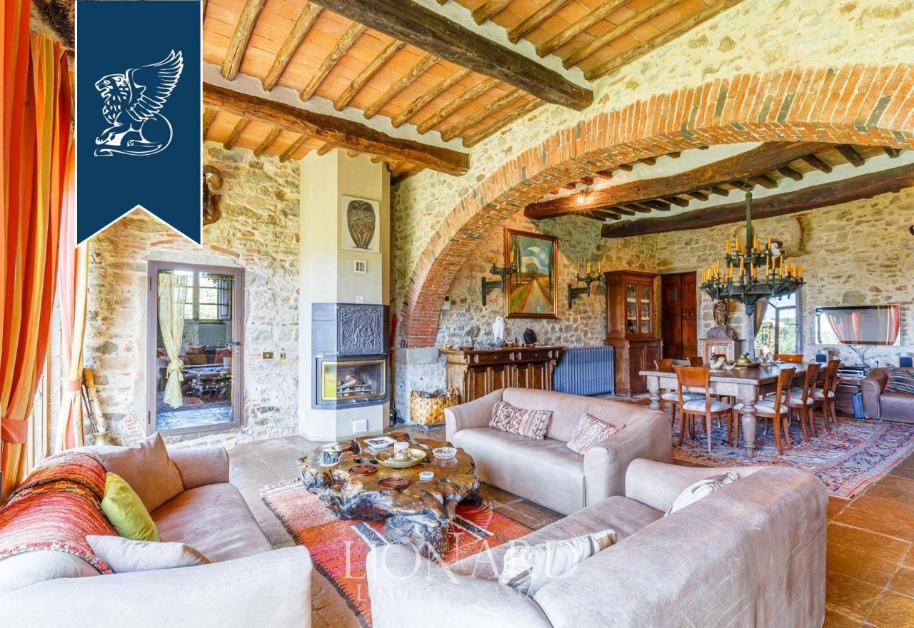 Вилла в Сиене, Италия, 700 м² - фото 12