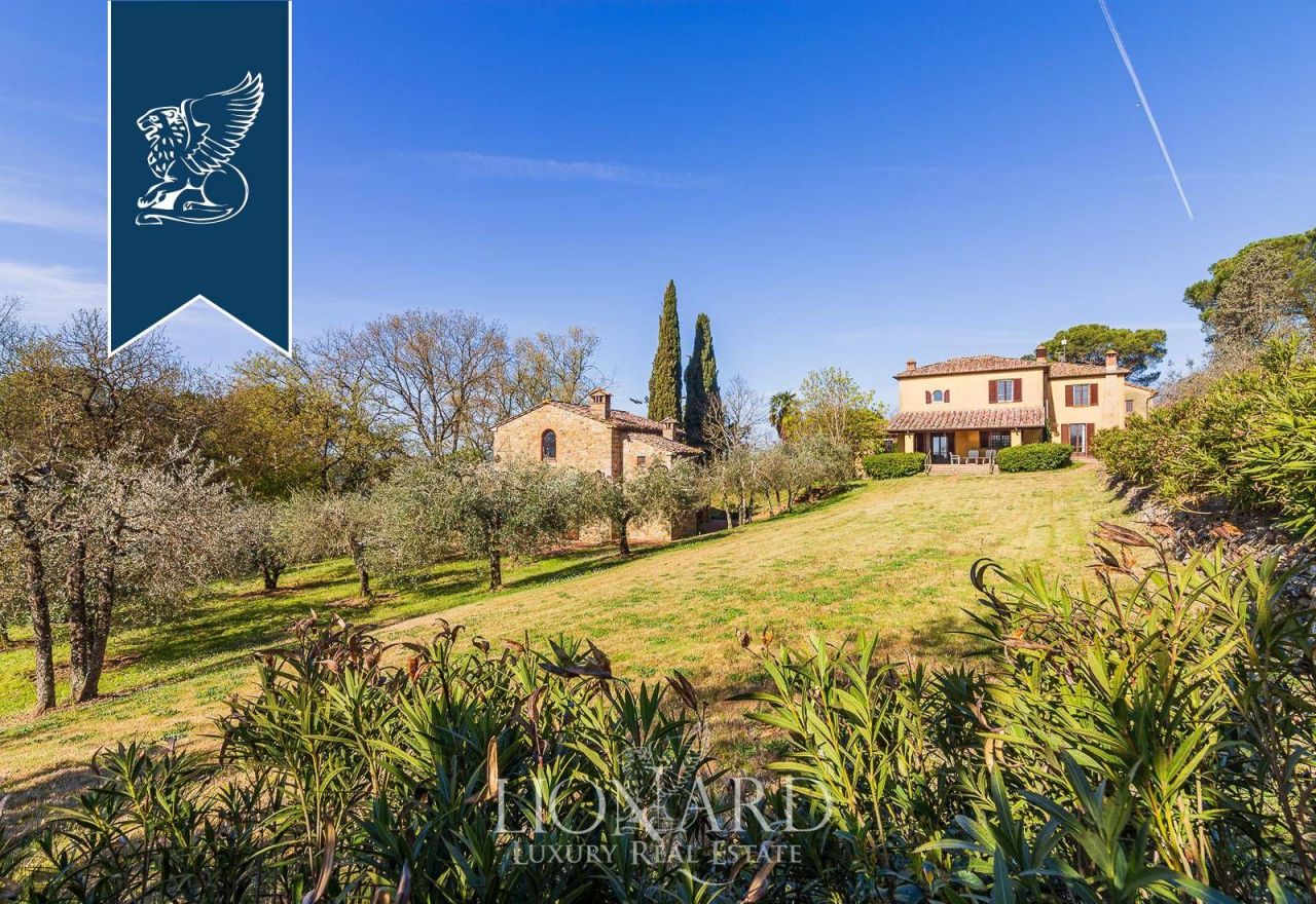 Вилла в Лучиньяно, Италия, 1 000 м² - фото 12