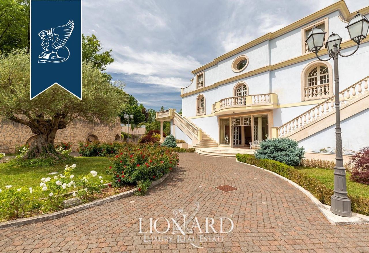 Вилла в Риме, Италия, 2 000 м² - фото 12