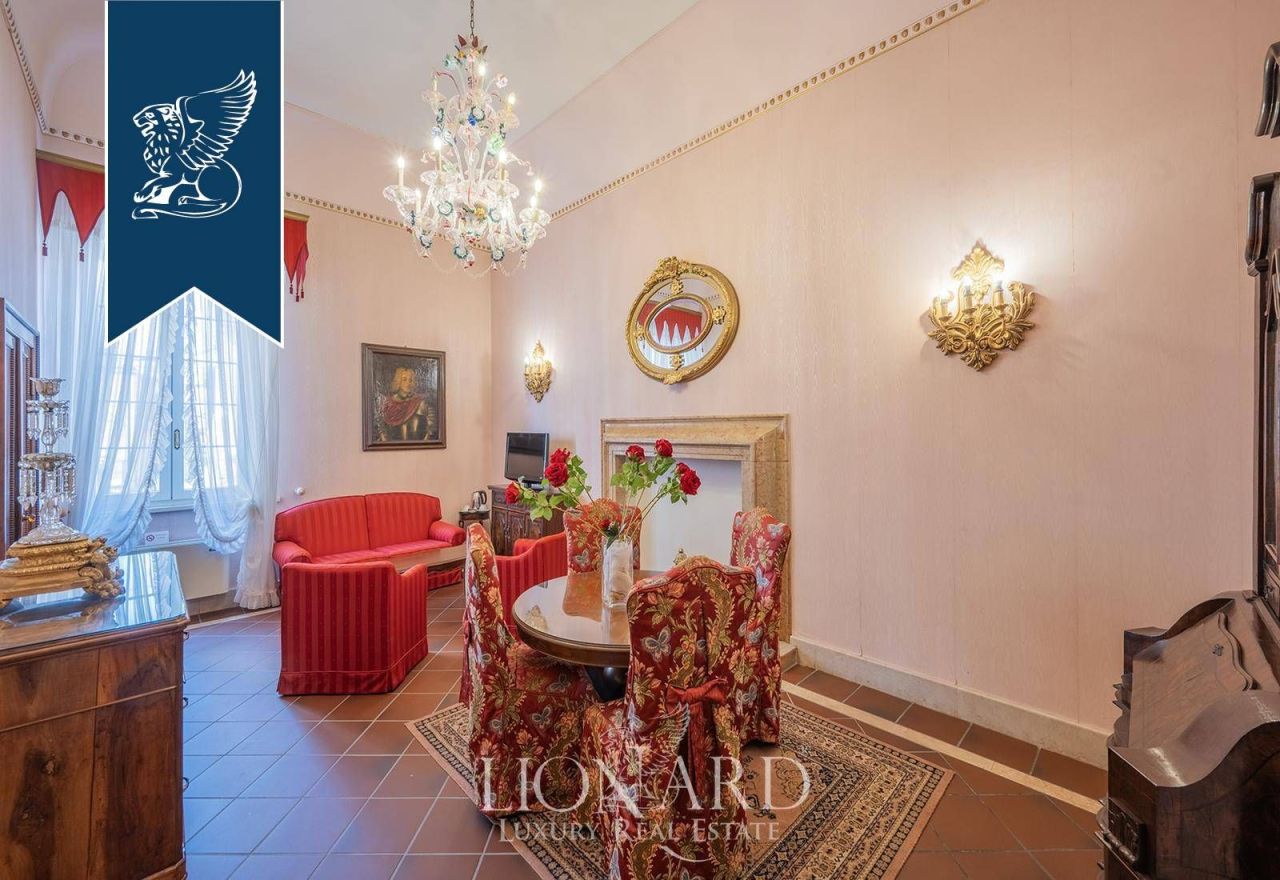 Отель, гостиница в Феррара, Италия, 2 273 м² - фото 12