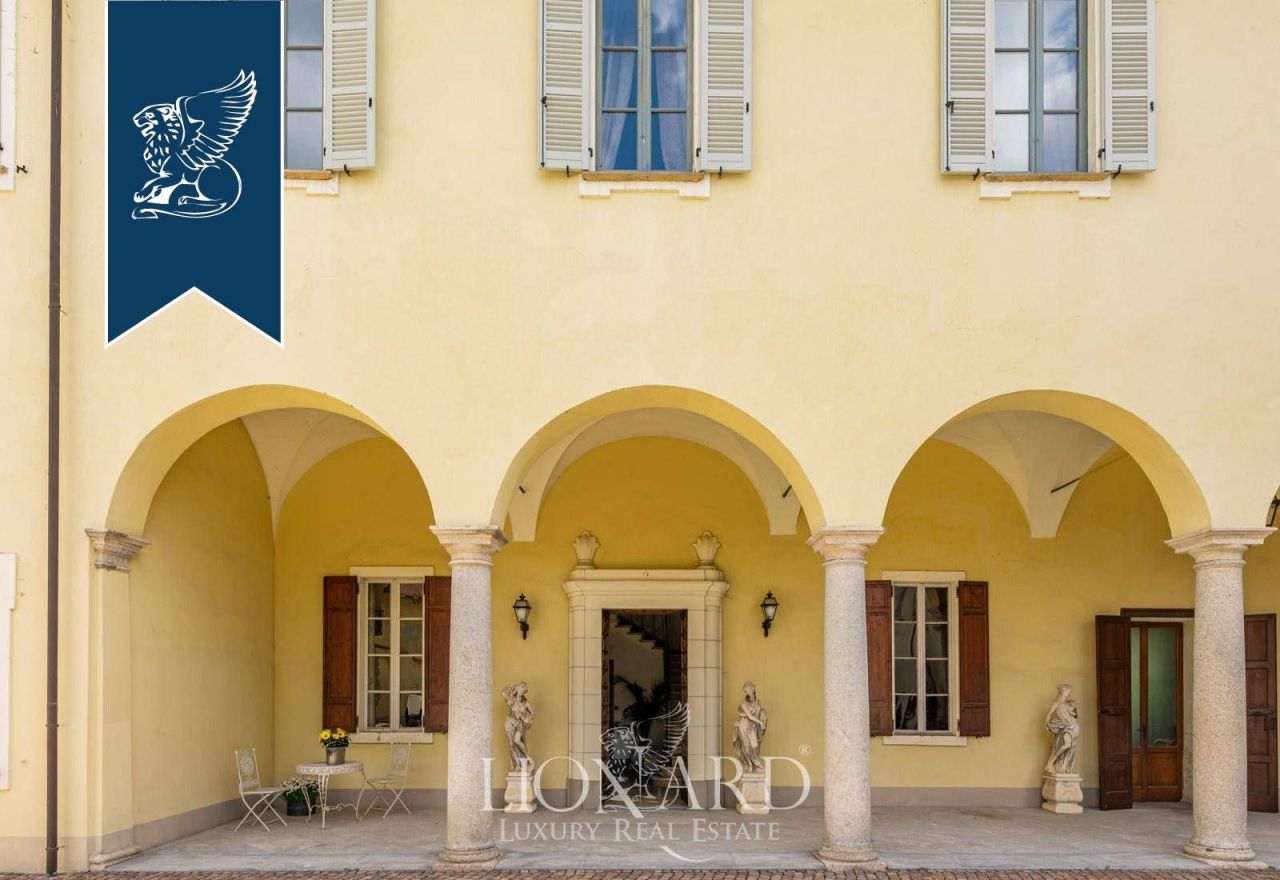 Ферма в Павии, Италия, 2 000 м² - фото 12