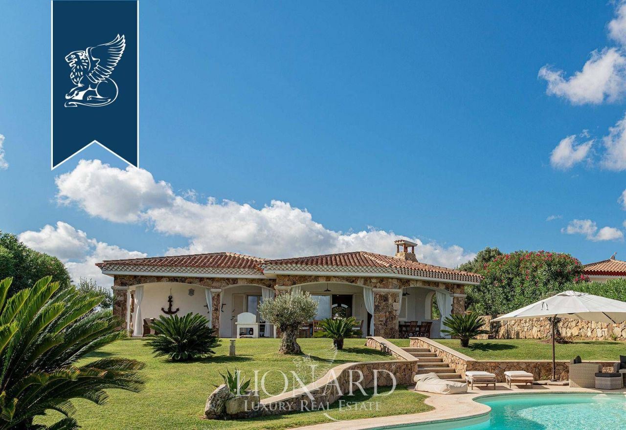 Вилла в Палау, Италия, 200 м² - фото 12