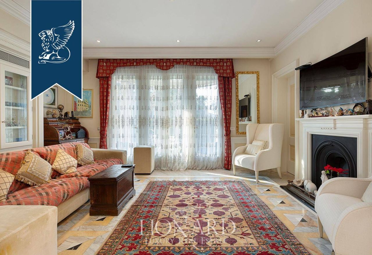 Вилла в Венеции, Италия, 600 м² - фото 12