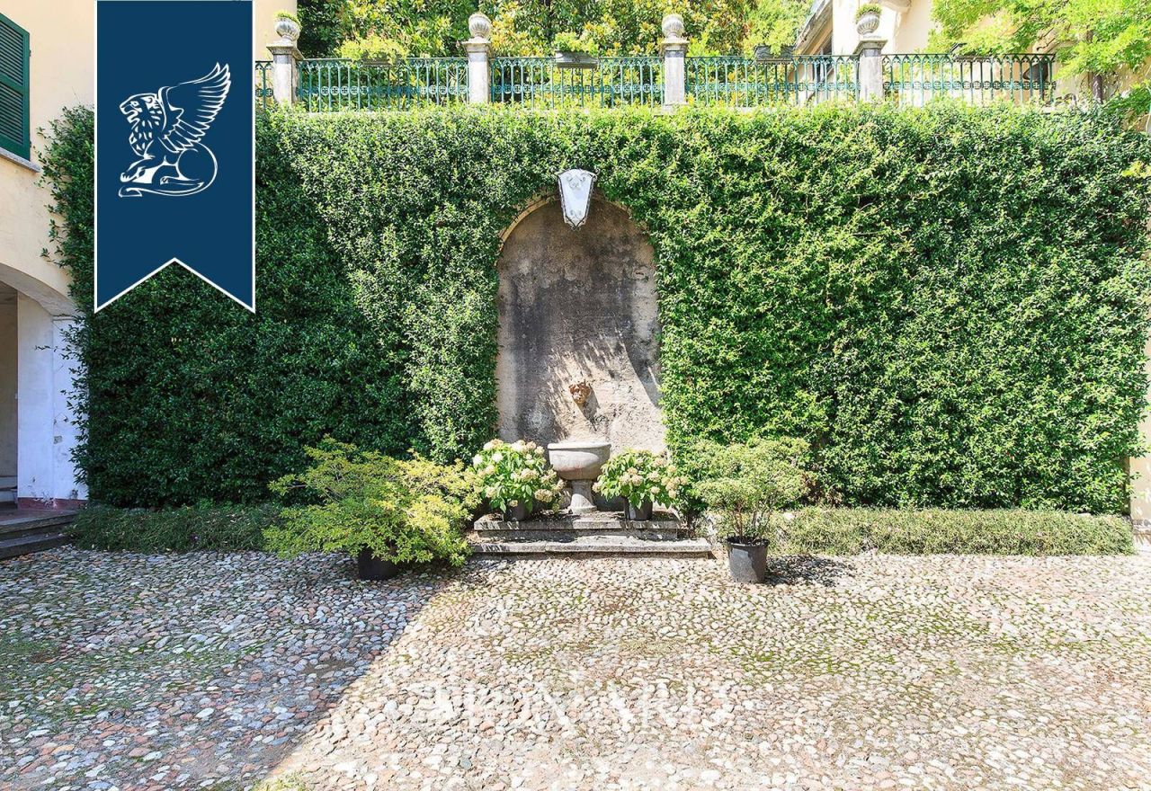 Вилла в Варесе, Италия, 1 000 м² - фото 12