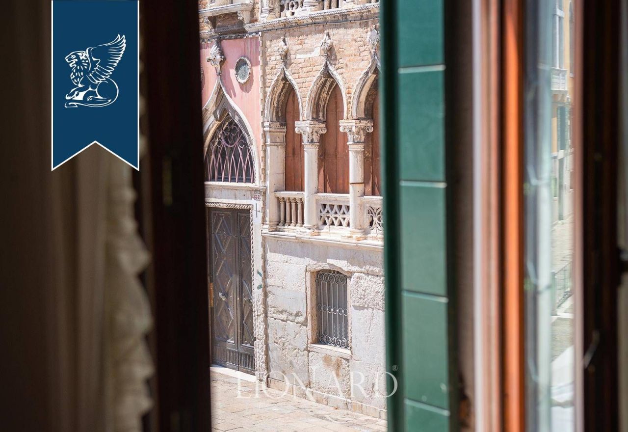 Апартаменты в Венеции, Италия, 240 м² - фото 12