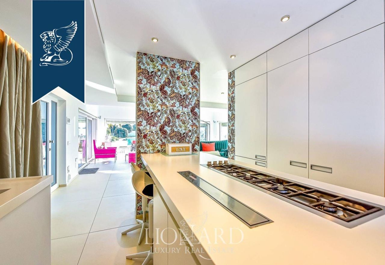 Вилла в Монополи, Италия, 500 м² - фото 12