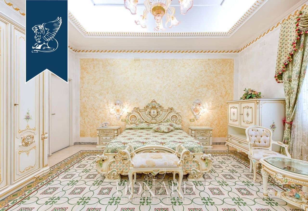 Отель, гостиница в Салерно, Италия, 1 300 м² - фото 12