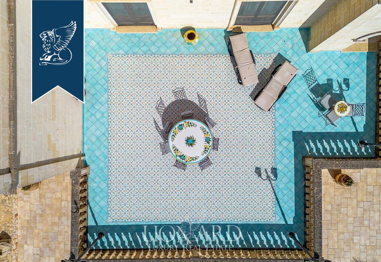 Вилла в Таранто, Италия, 1 000 м² - фото 12