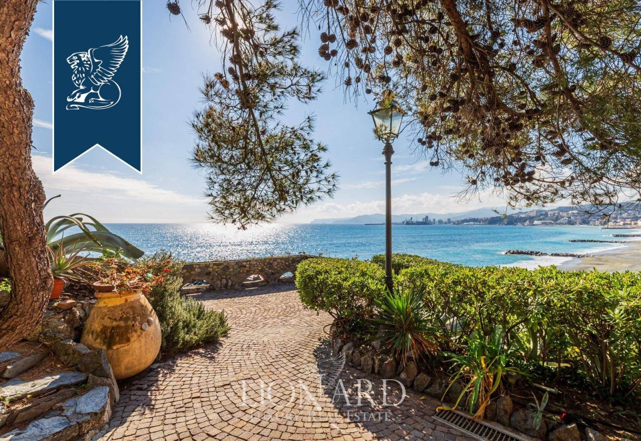 Вилла в Савоне, Италия, 600 м² - фото 12