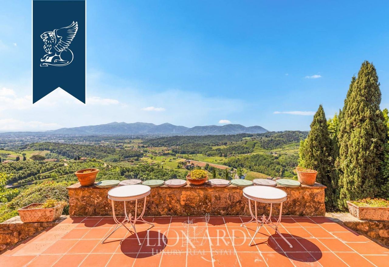 Вилла в Лукке, Италия, 1 100 м² - фото 12