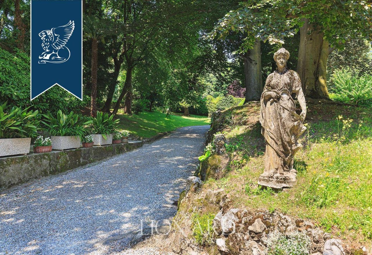 Вилла в Комо, Италия, 5 000 м² - фото 11