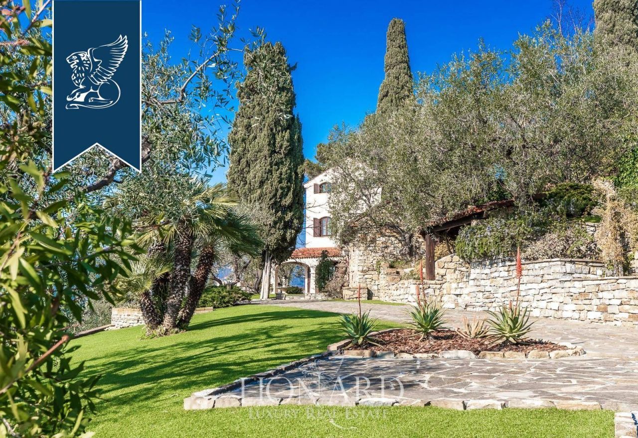 Вилла в Империи, Италия, 360 м² - фото 11