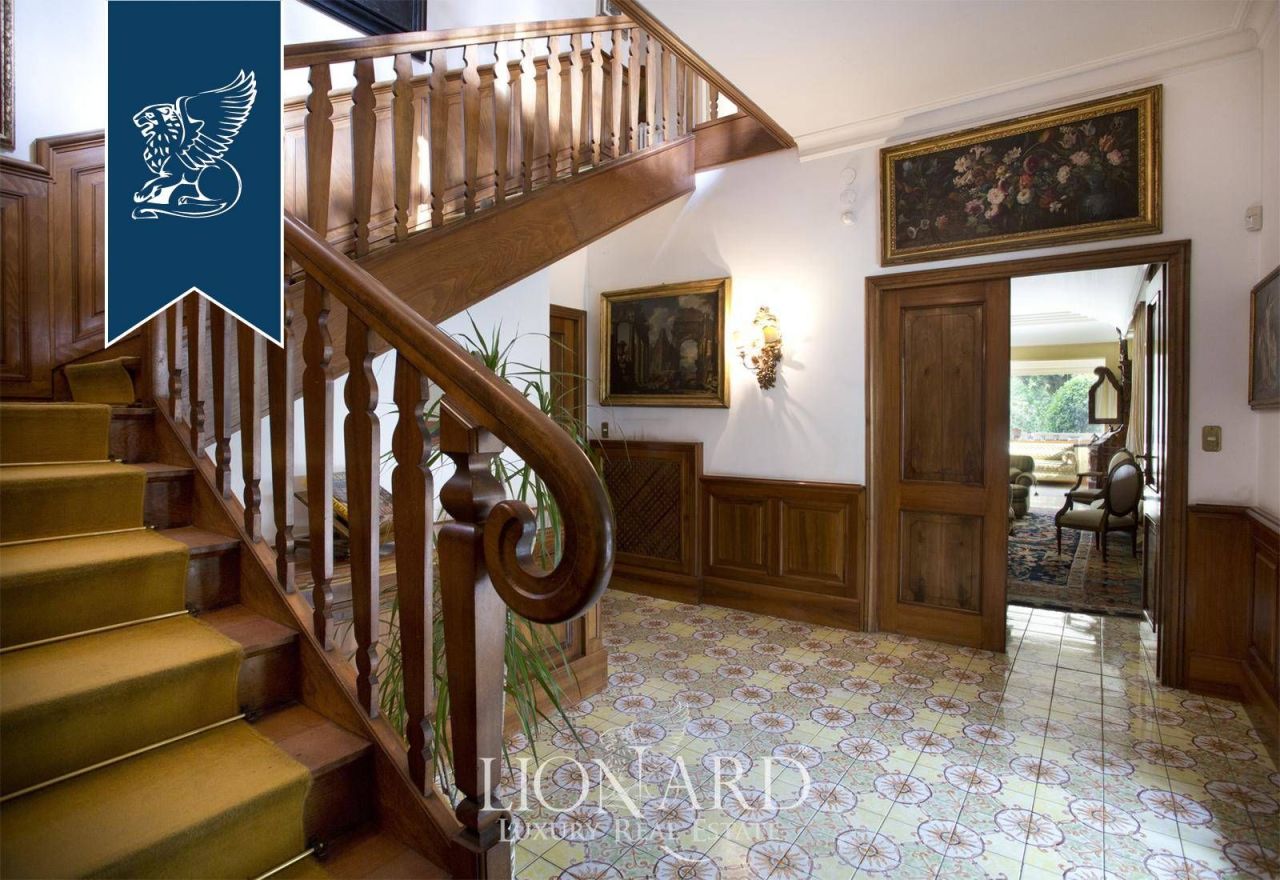 Вилла в Риме, Италия, 1 000 м² - фото 12