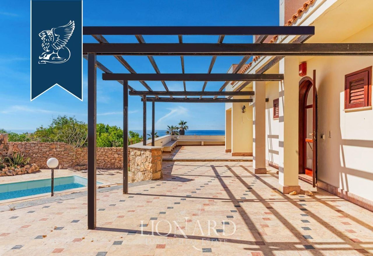 Вилла в Агридженто, Италия, 410 м² - фото 11