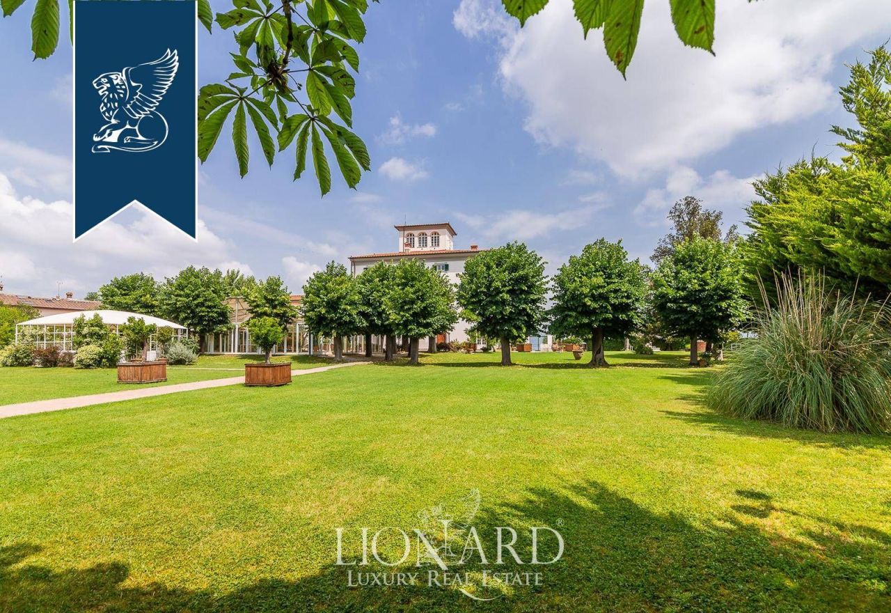 Вилла в Пистое, Италия, 1 500 м² - фото 11