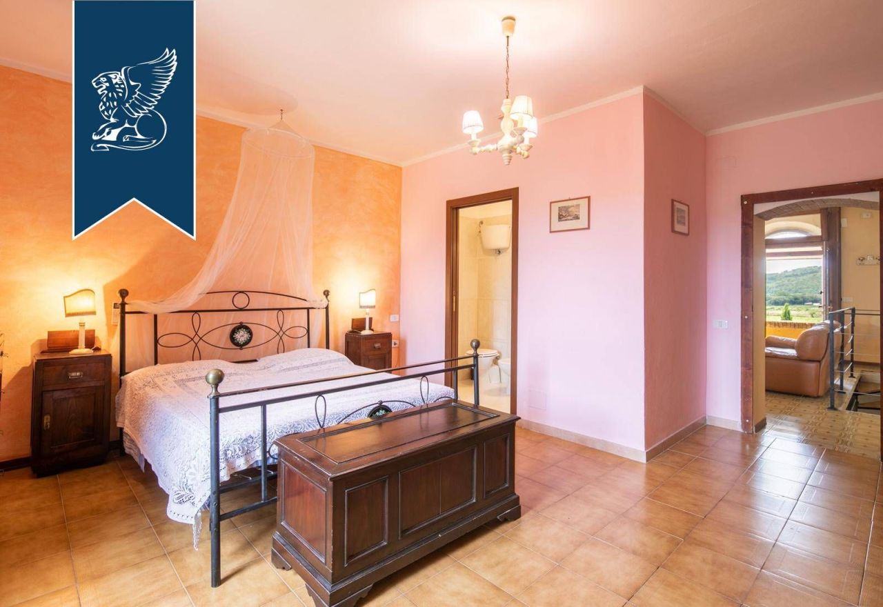 Ферма в Гаворрано, Италия, 600 м² - фото 11