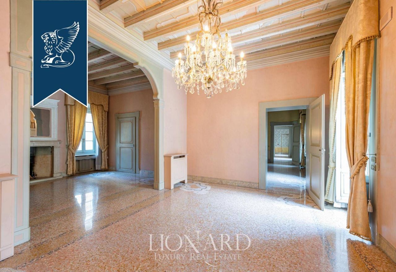 Дом в Брешии, Италия, 1 035 м² - фото 11