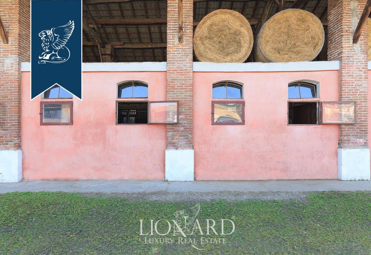 Вилла в Милане, Италия, 900 м² - фото 11