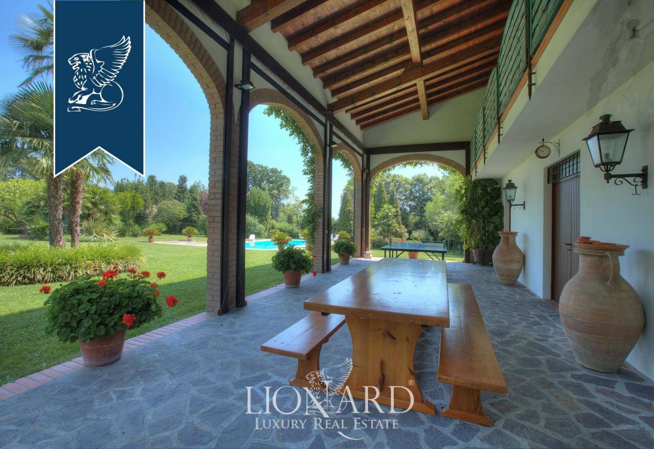 Вилла в Мантуе, Италия, 1 000 м² - фото 11