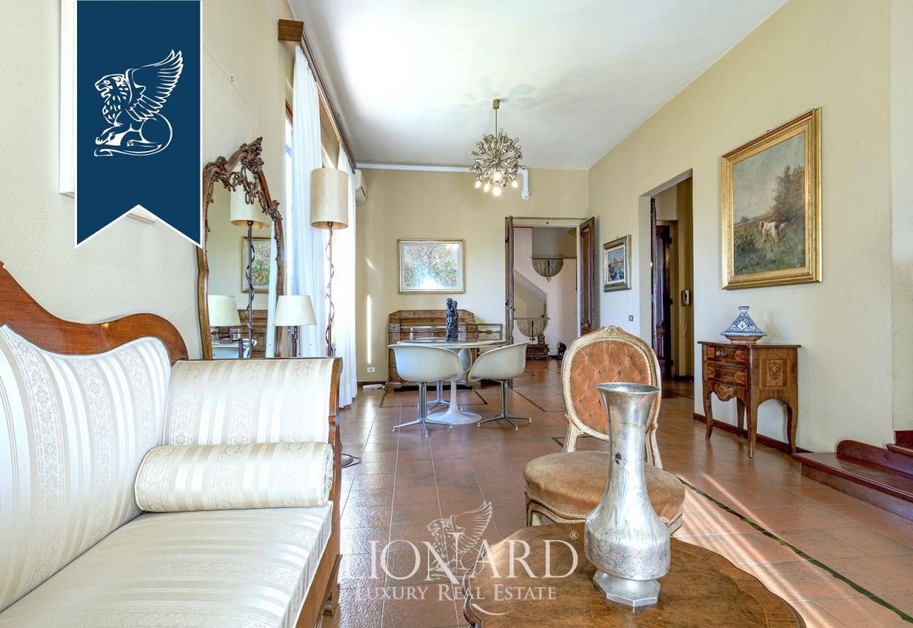 Вилла в Греве-ин-Кьянти, Италия, 680 м² - фото 11