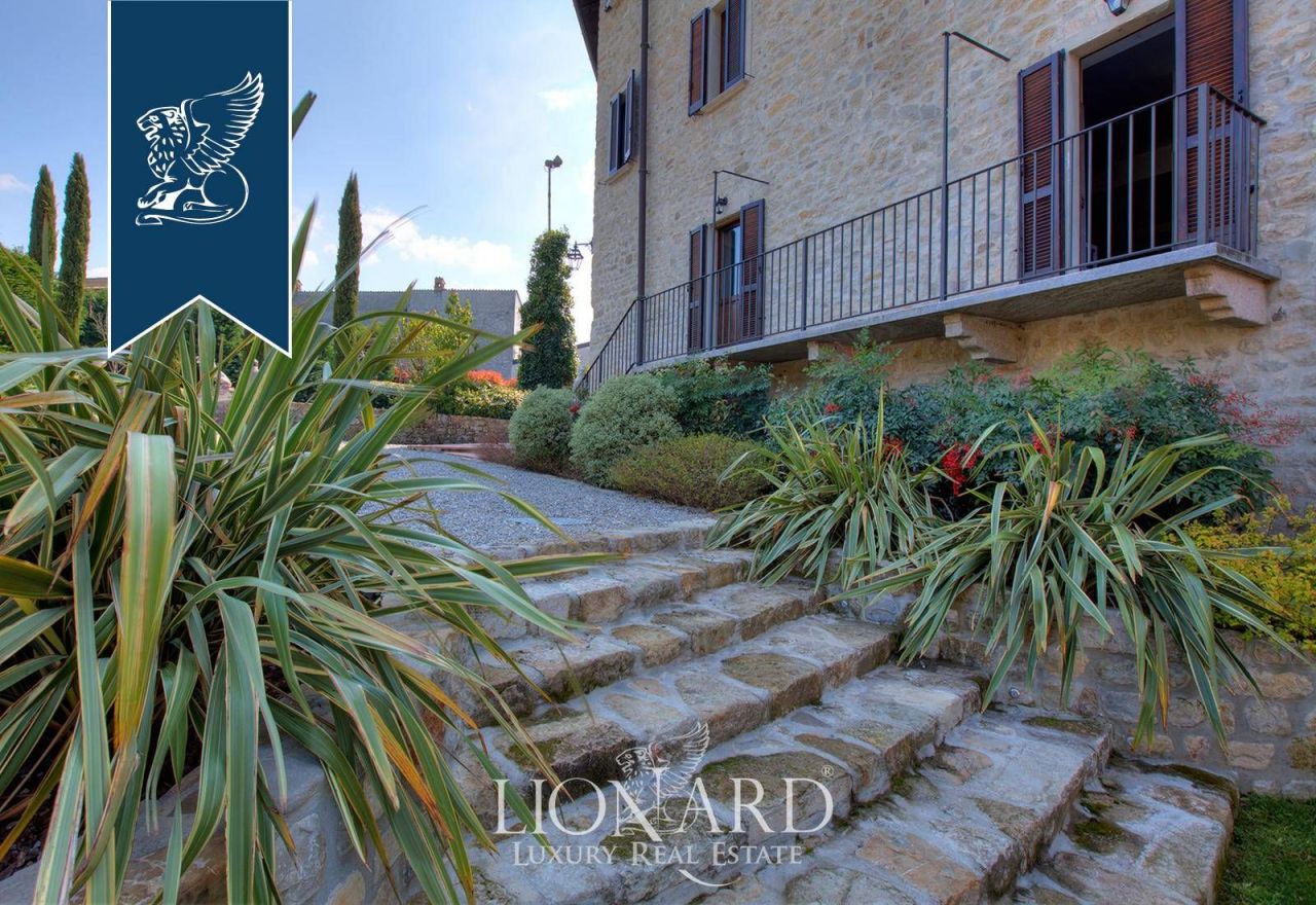 Замок в Варци, Италия, 12 358 м² - фото 12