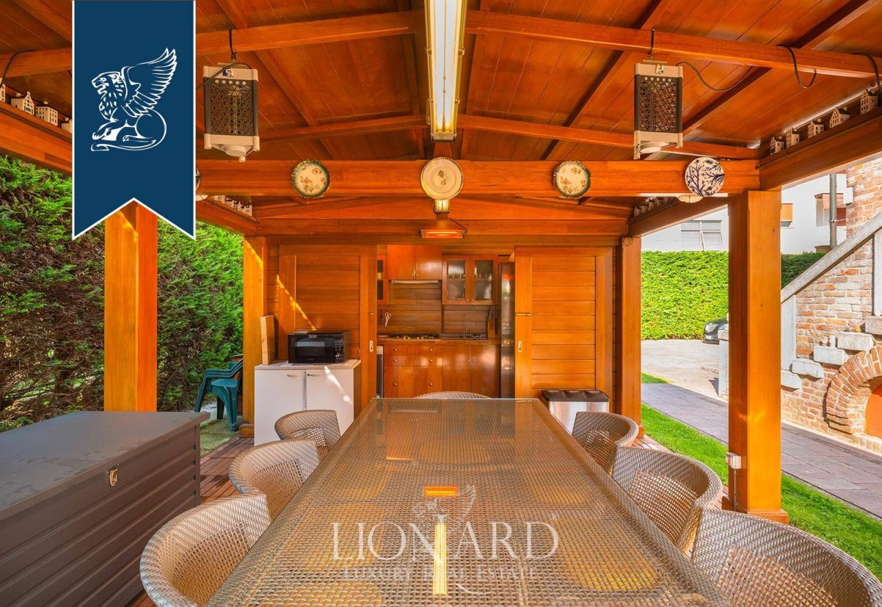 Вилла в Венеции, Италия, 800 м² - фото 13