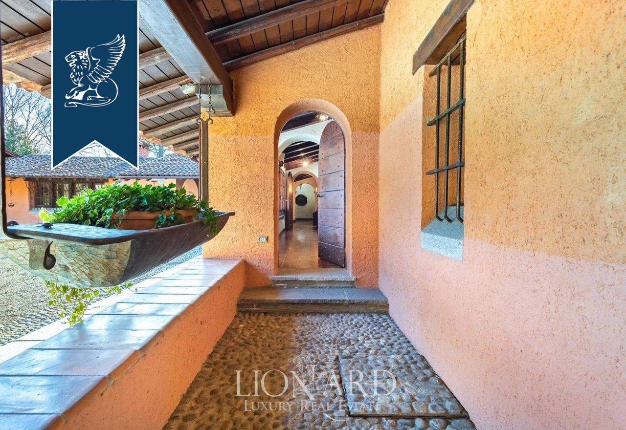 Вилла в Новаре, Италия, 850 м² - фото 13