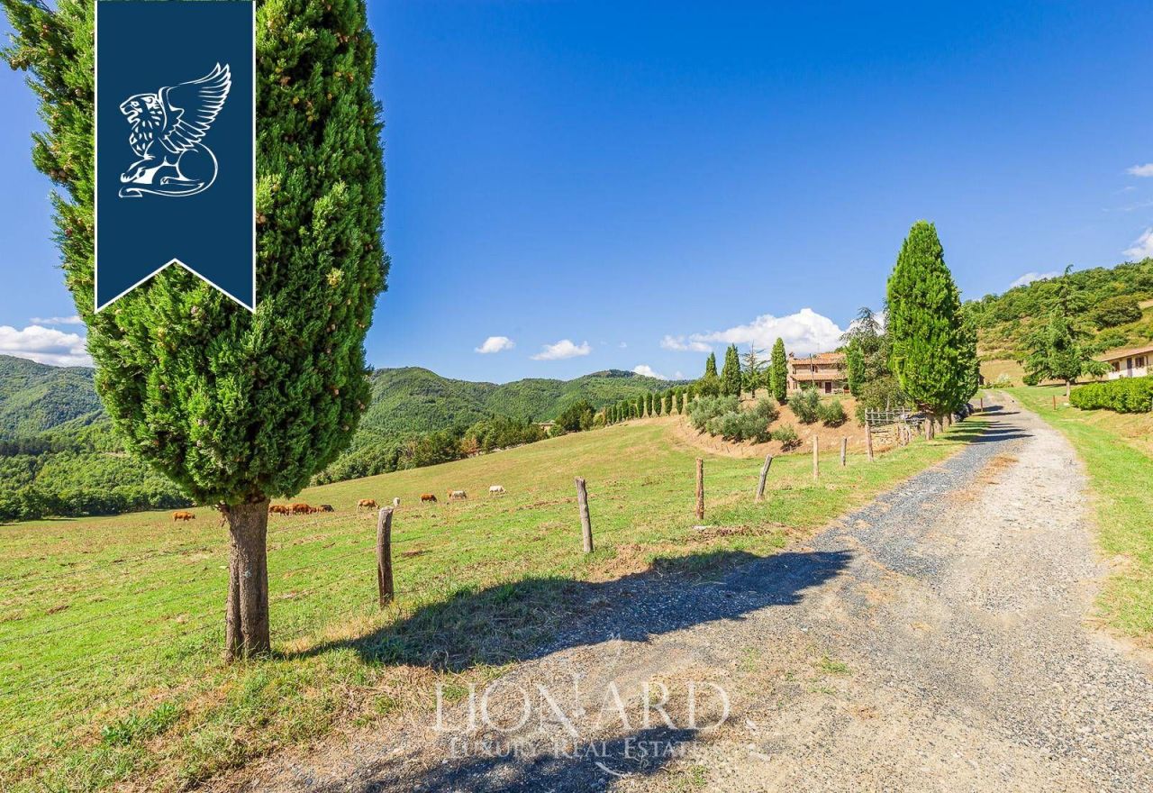 Вилла в Ареццо, Италия, 3 000 м² - фото 13