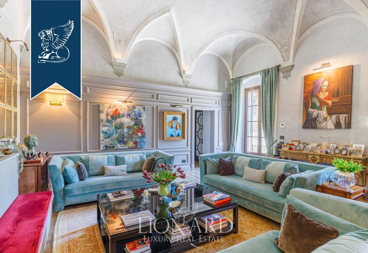 Вилла во Флоренции, Италия, 600 м² - фото 13