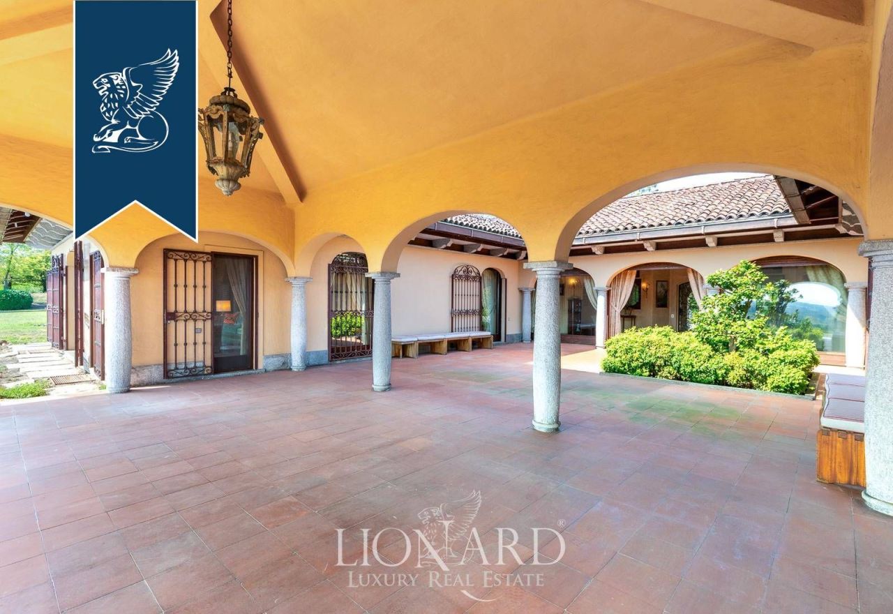 Вилла в Алессандрии, Италия, 1 800 м² - фото 13