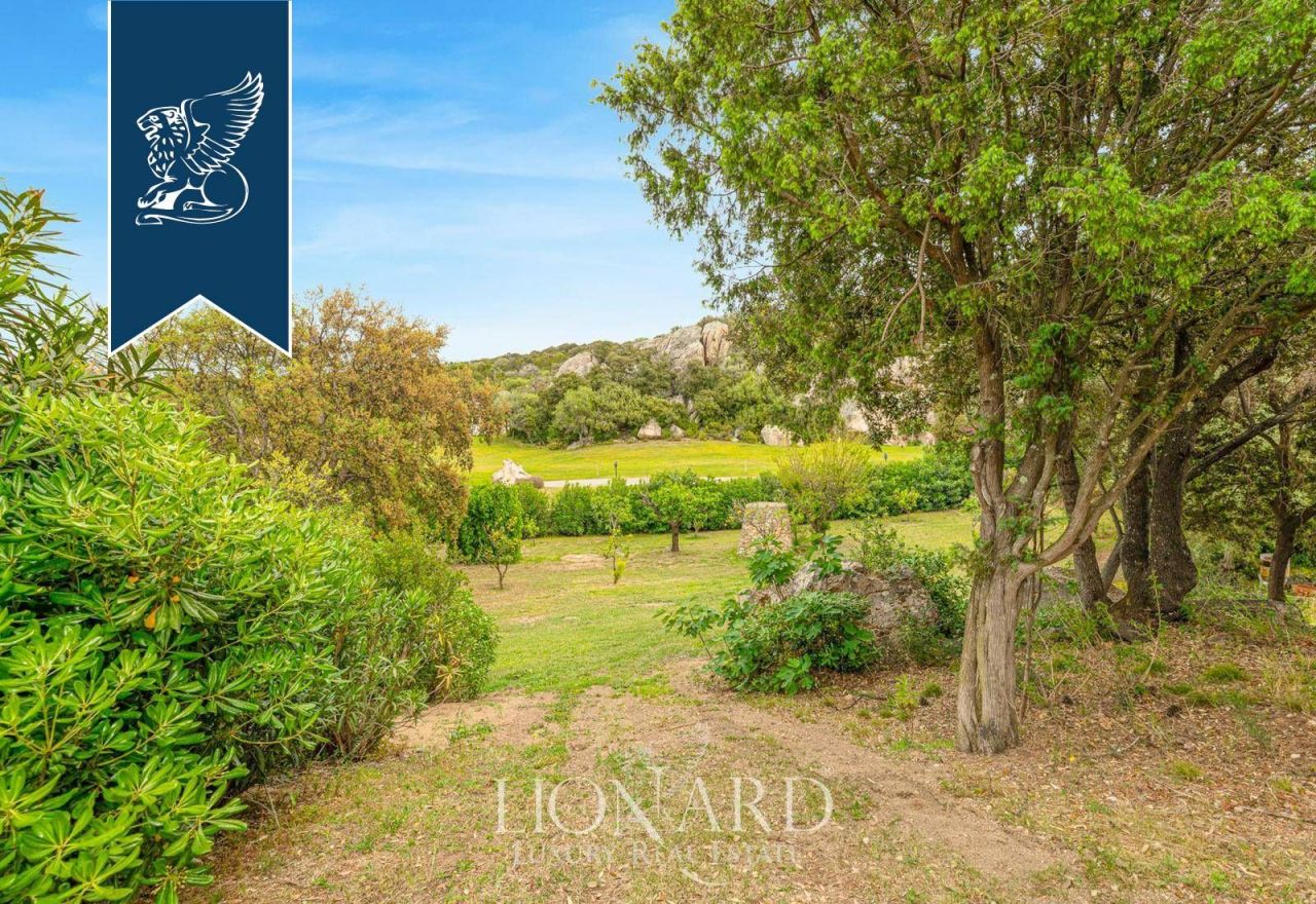 Вилла в Порто Черво, Италия, 230 м² - фото 13