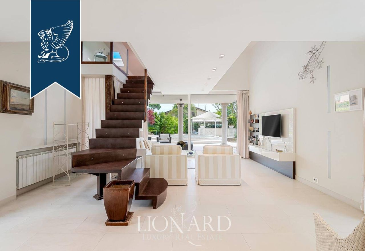 Вилла в Форте деи Марми, Италия, 300 м² - фото 13