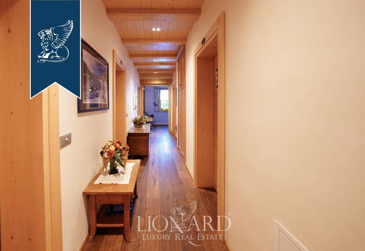 Отель, гостиница в Беллуно, Италия, 1 200 м² - фото 13