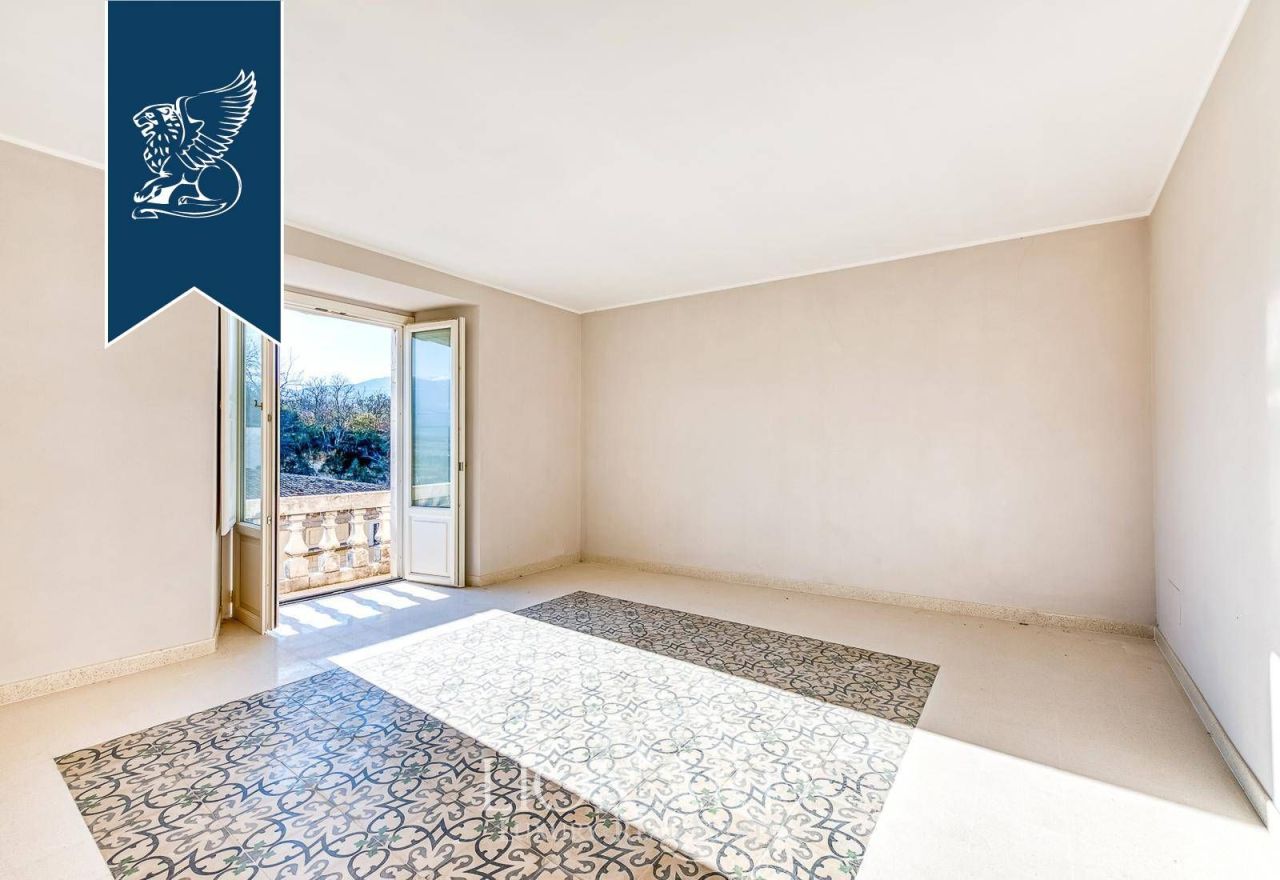 Замок в Пескаре, Италия, 3 200 м² - фото 13