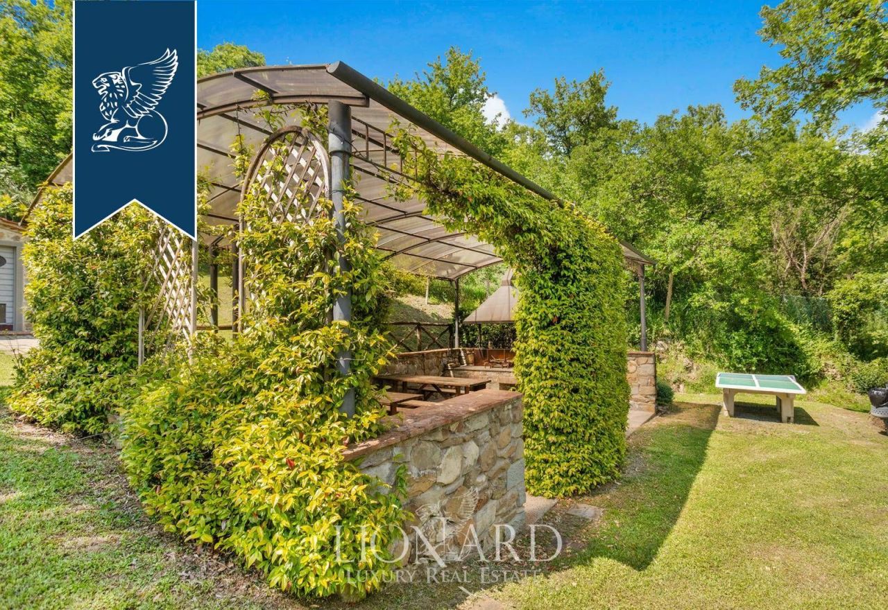 Вилла в Ареццо, Италия, 726 м² - фото 13