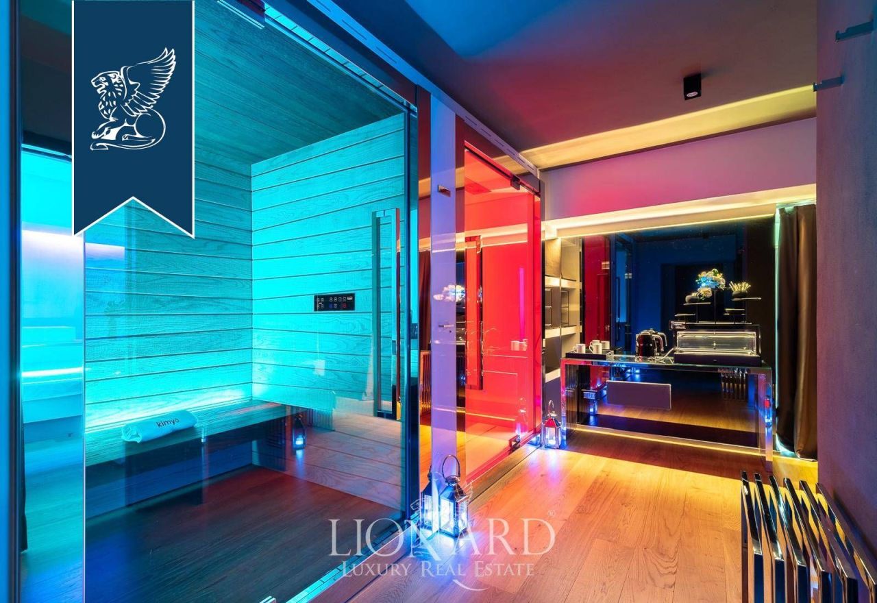 Вилла в провинции Вербано-Кузио-Оссола, Италия, 950 м² - фото 13