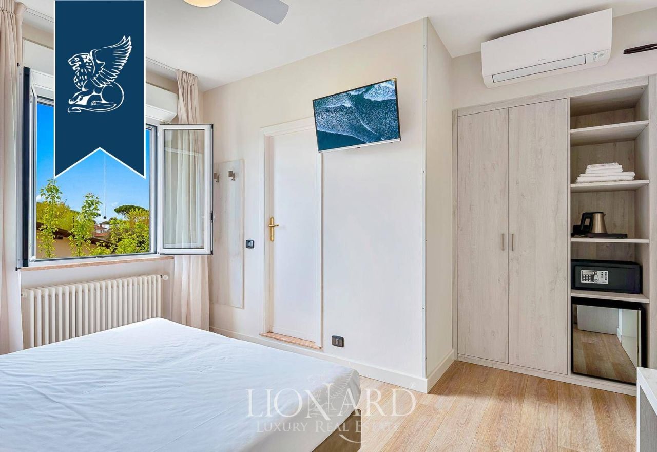 Отель, гостиница в Форте деи Марми, Италия, 1 000 м² - фото 13