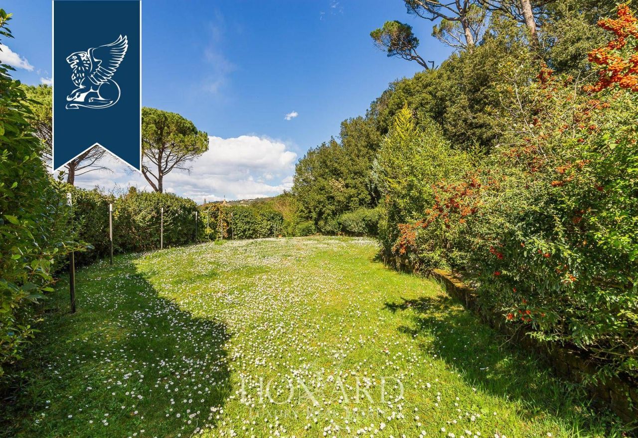 Вилла во Флоренции, Италия, 1 000 м² - фото 13