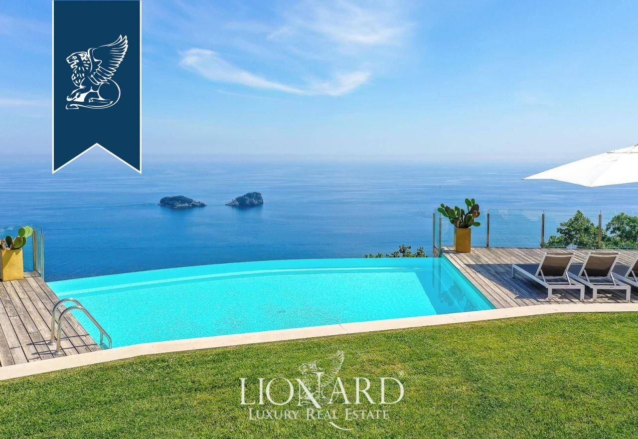 Вилла в Неаполе, Италия, 300 м² - фото 13