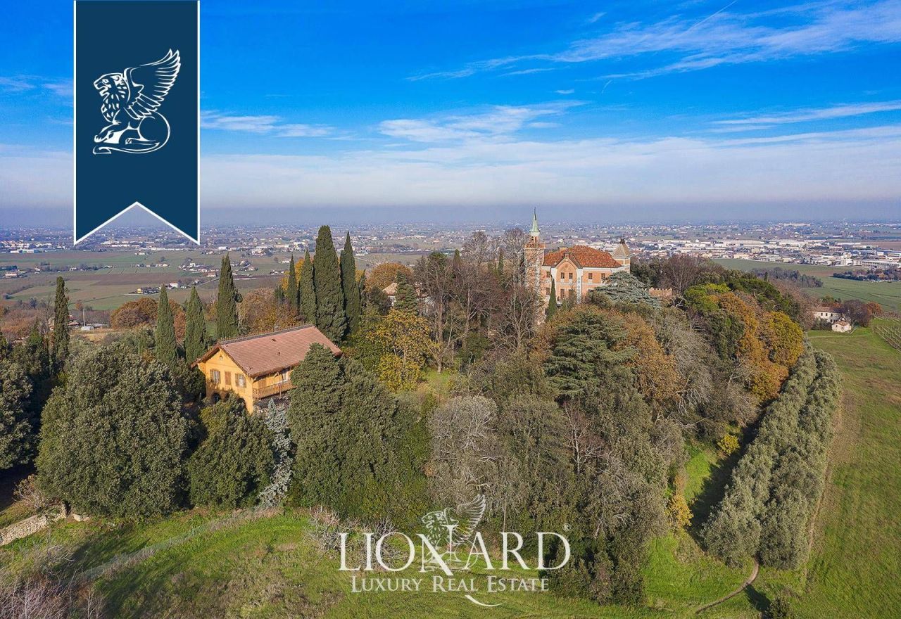 Замок в Форли-Чезене, Италия, 1 300 м² - фото 13