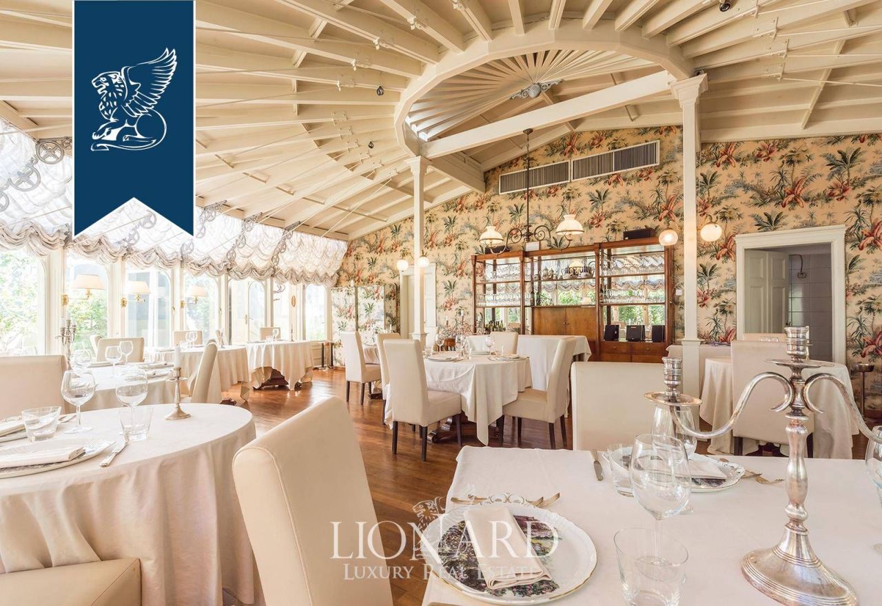 Отель, гостиница в Лукке, Италия, 1 200 м² - фото 13