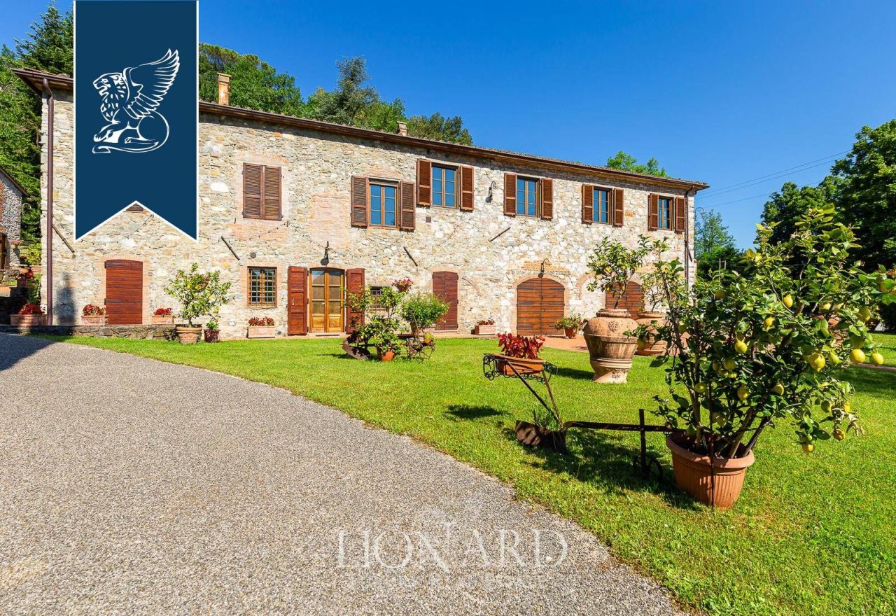 Ферма в Лукке, Италия, 900 м² - фото 13