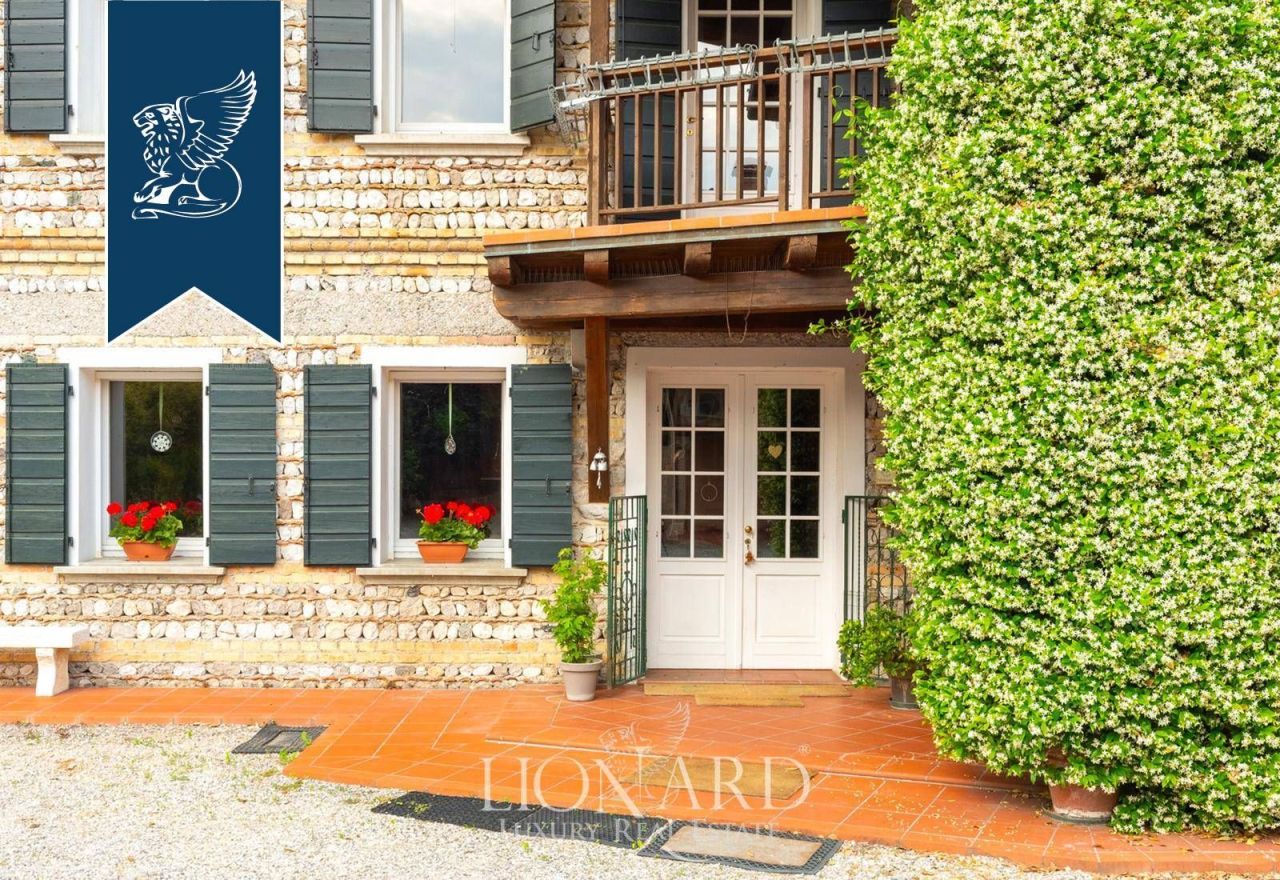 Вилла в Порденоне, Италия, 1 176 м² - фото 13