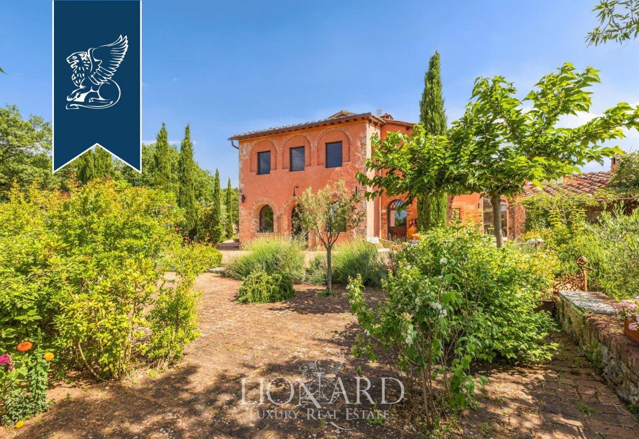 Ферма в Сиене, Италия, 547 м² - фото 13