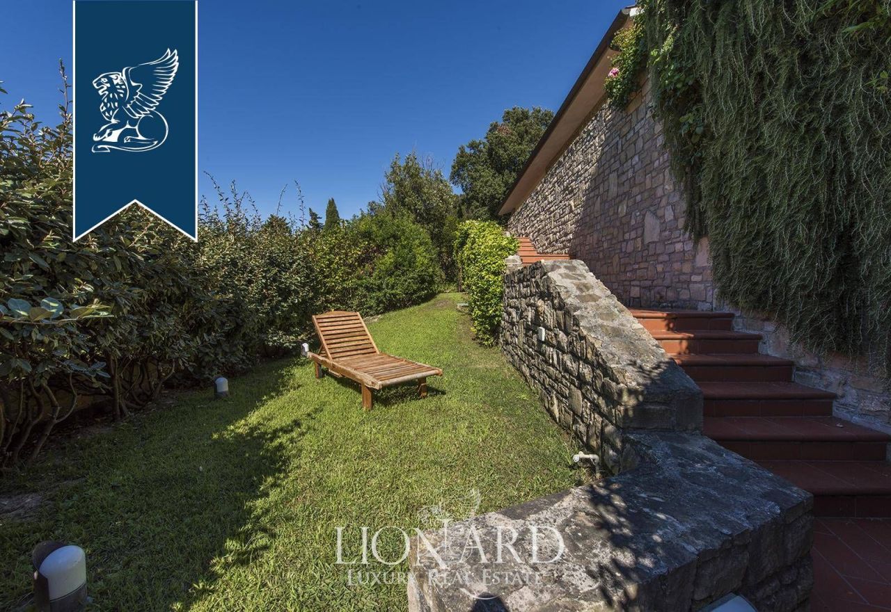 Вилла в Кастильоне-делла-Пеская, Италия, 200 м² - фото 13