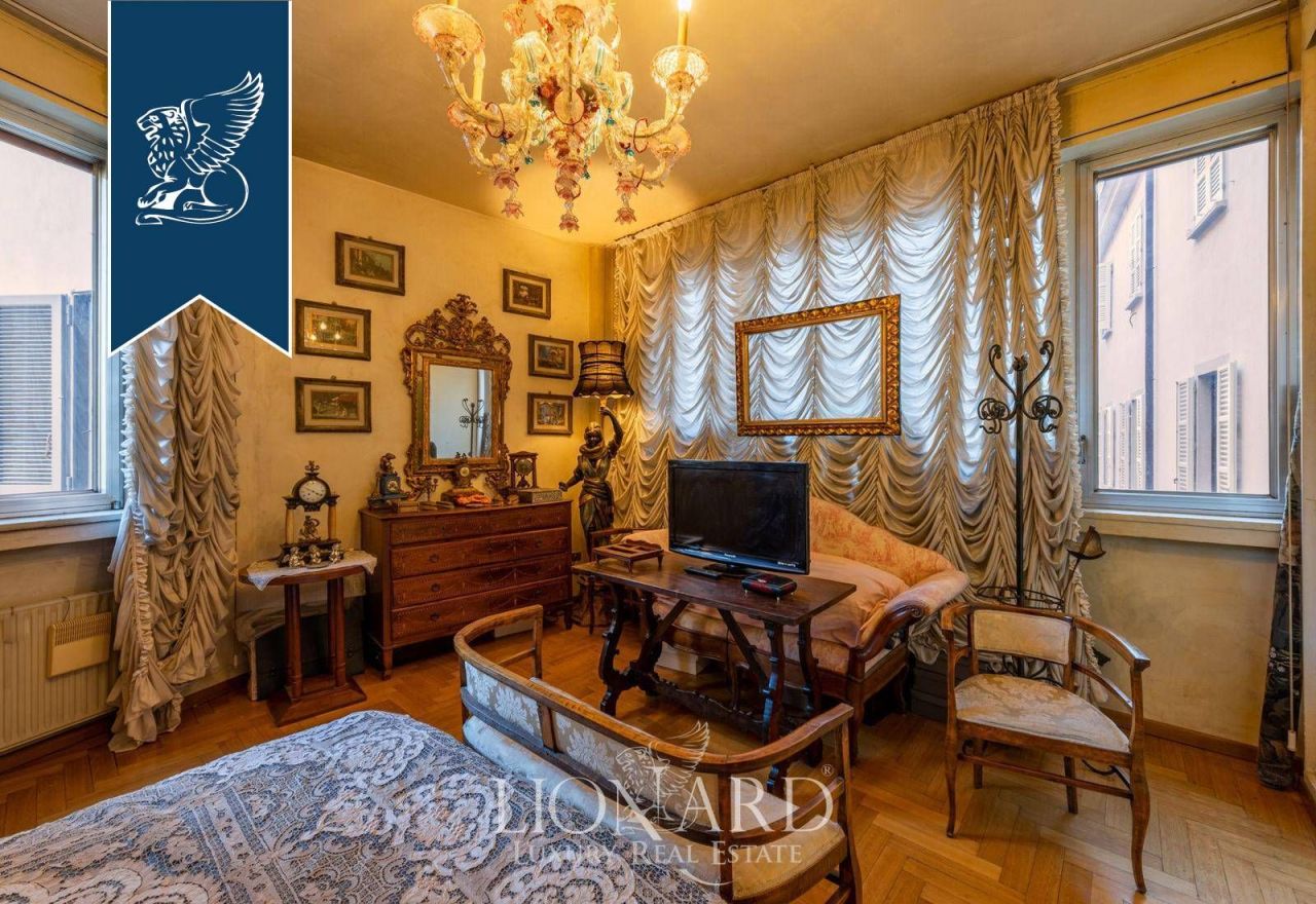 Апартаменты в Милане, Италия, 205 м² - фото 13