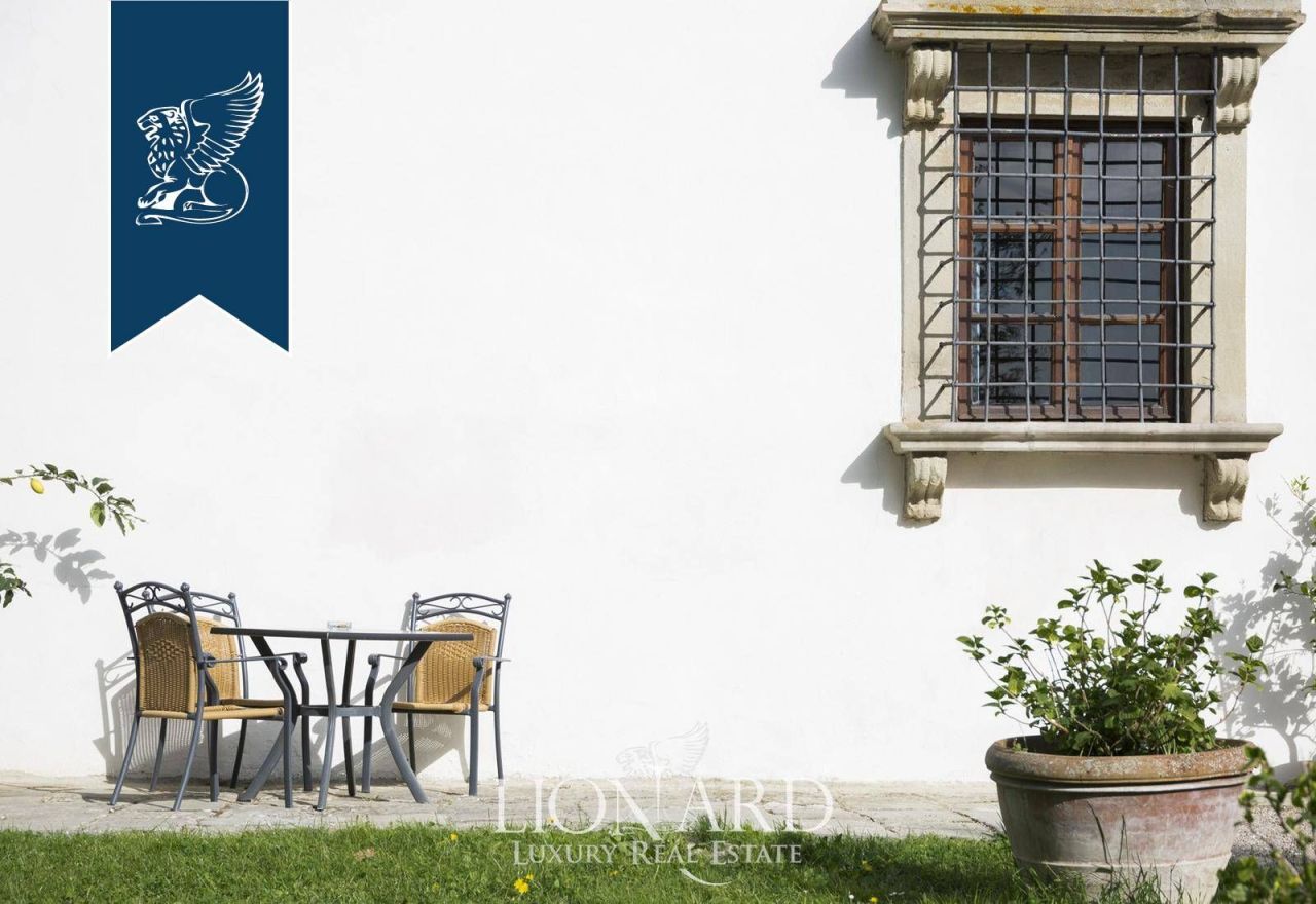 Ферма во Флоренции, Италия, 3 000 м² - фото 13