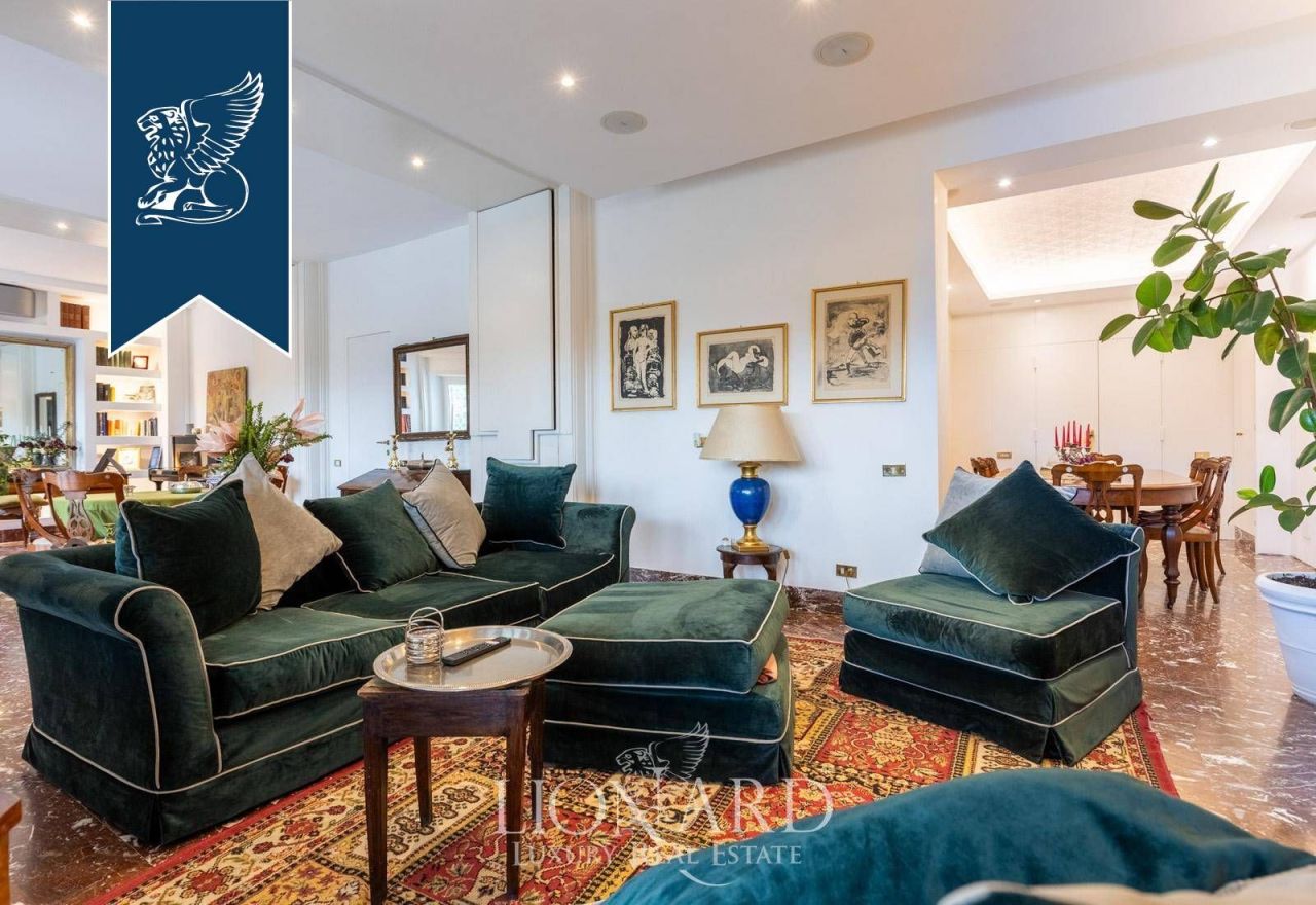 Вилла в Риме, Италия, 330 м² - фото 13